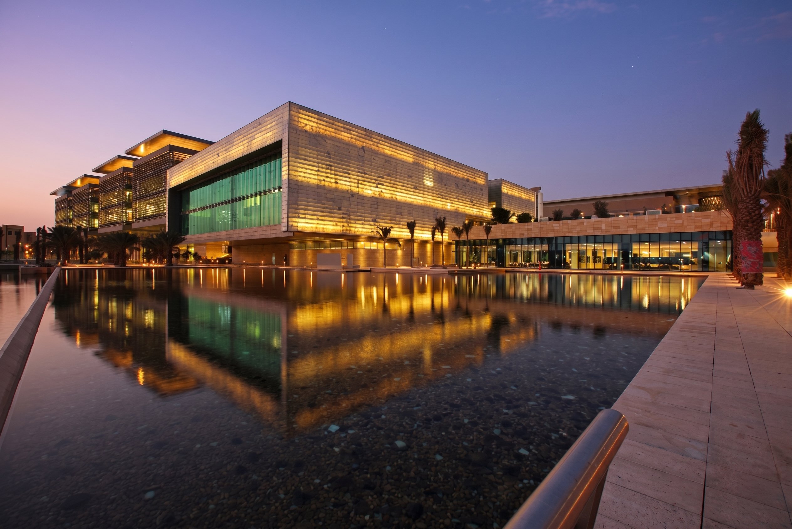 KAPSARC, illuminated by NLC lighting